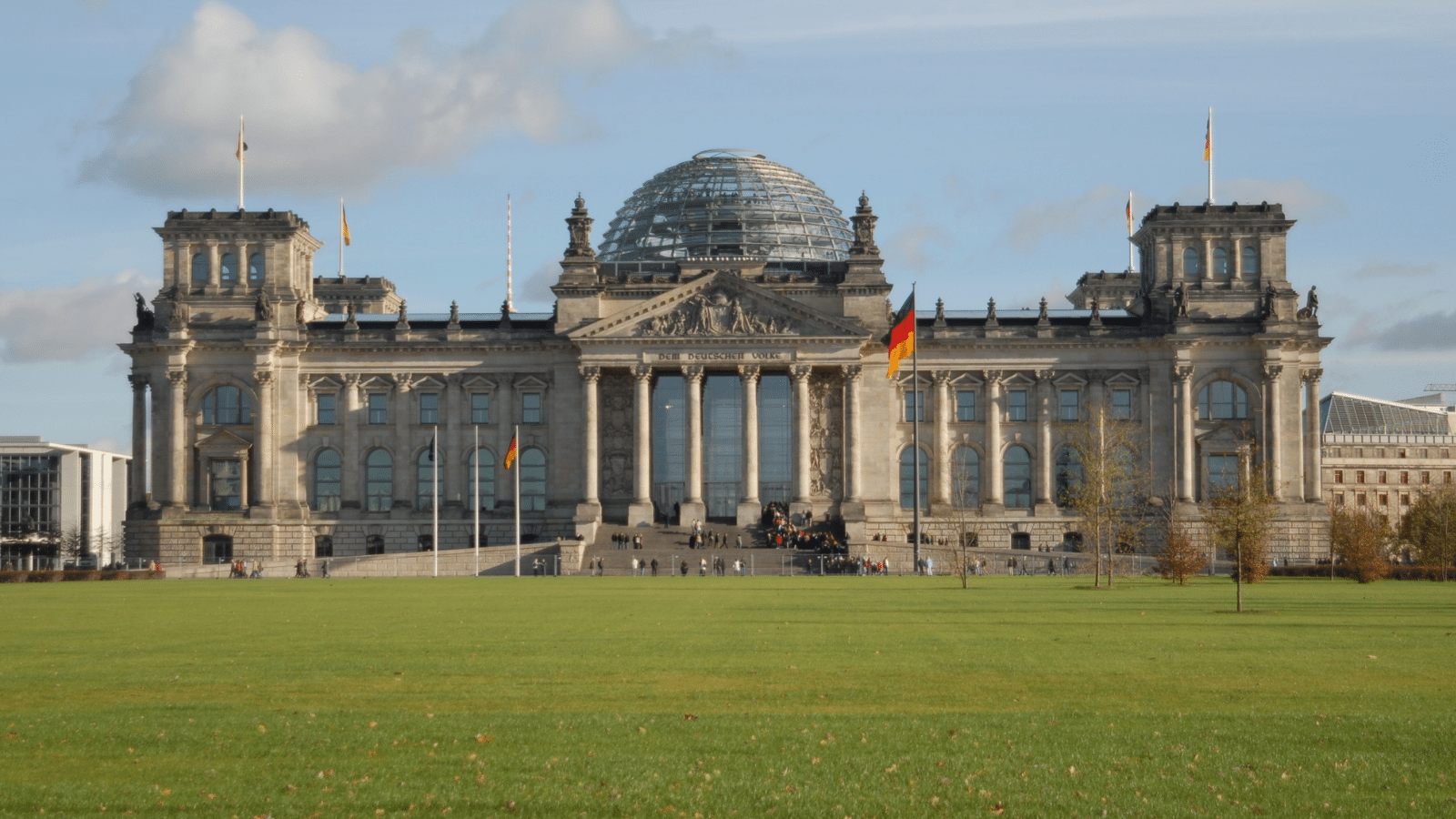 German Gas Use Drops While French Energy Policy Drives Up Prices